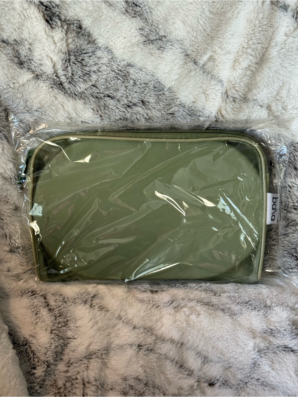 Bala Capsule Sliders in Vibrant Green NEW In Bag! - Picture 3 of 5